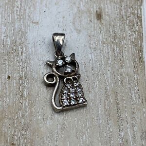 Sparkling sterling Silver small Cat Necklace pendant